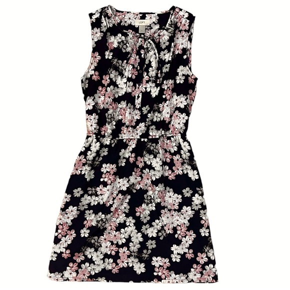 LOFT Dresses & Skirts - LOFT Purple Sleeveless Floral Tie Dress Size Small